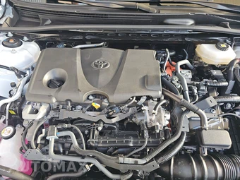 2025 Toyota Camry SE - miniatura 15