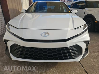 2025 Toyota Camry SE - miniatura 2