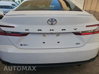 2025 Toyota Camry SE - miniatura 5
