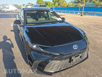 2025 Toyota Camry SE - miniatura 3
