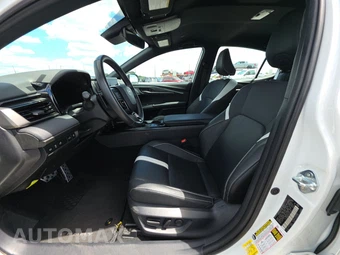 2025 Toyota Camry SE - miniatura 13