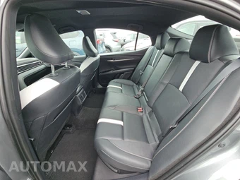 2025 Toyota Camry SE - miniatura 19