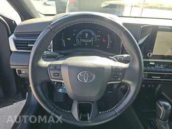 2025 Toyota Camry SE – miniatura 16