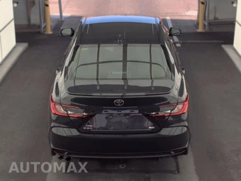 2025 Toyota Camry SE – miniatura 6