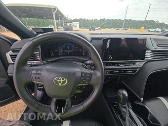 2025 Toyota Camry SE - miniatura 11