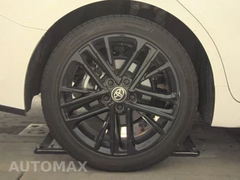 2025 Toyota Camry SE - miniatura 11