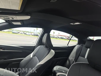 2025 Toyota Camry SE - miniatura 20