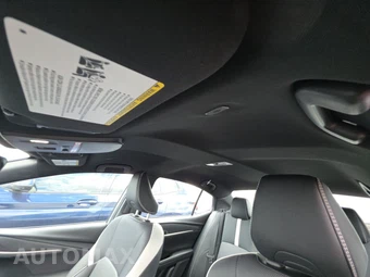 2025 Toyota Camry SE - miniatura 20