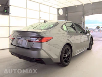 2025 Toyota Camry SE - miniatura 5