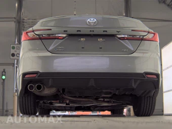 2025 Toyota Camry SE - miniatura 7