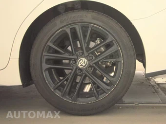 2025 Toyota Camry SE – miniatura 12