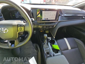 2025 Toyota Camry SE – miniatura 17