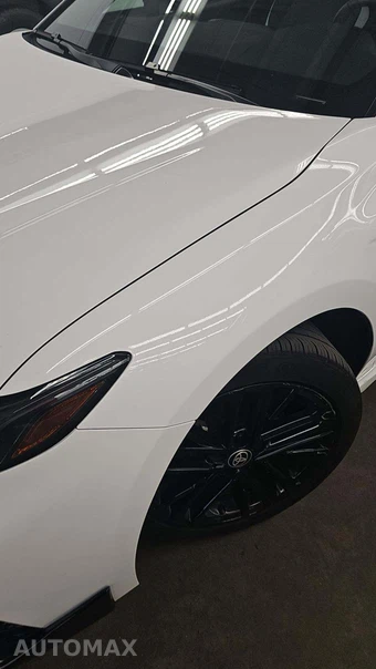 2025 Toyota Camry SE – miniatura 28