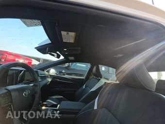 2025 Toyota Camry SE - miniatura 20