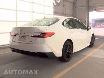 2025 Toyota Camry SE - miniatura 5