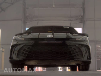 2025 Toyota Camry SE - miniatura 3