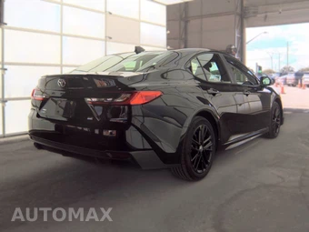 2025 Toyota Camry SE - miniatura 5
