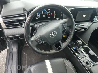 2025 Toyota Camry SE - miniatura 15