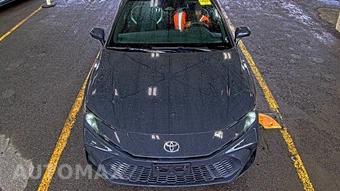 2025 Toyota Camry SE - miniatura 2