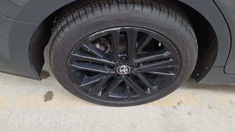 2025 Toyota Camry SE - miniatura 29