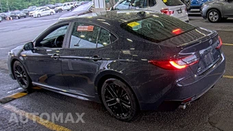 2025 Toyota Camry SE - miniatura 6