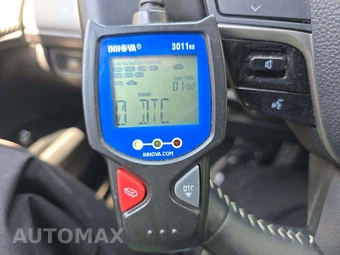 2025 Toyota Camry SE - miniatura 26