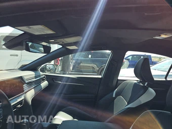 2025 Toyota Camry SE - miniatura 14