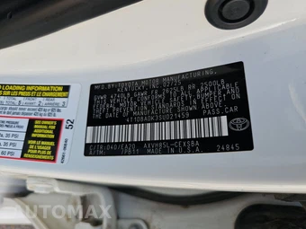 2025 Toyota Camry SE - miniatura 15