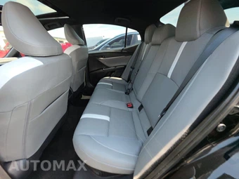 2025 Toyota Camry SE - miniatura 13