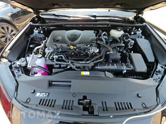 2025 Toyota Camry SE - miniatura 15