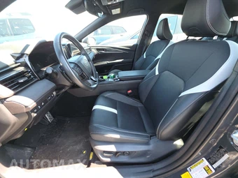 2025 Toyota Camry SE - miniatura 13