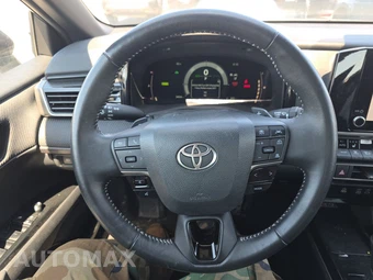 2025 Toyota Camry SE - miniatura 16