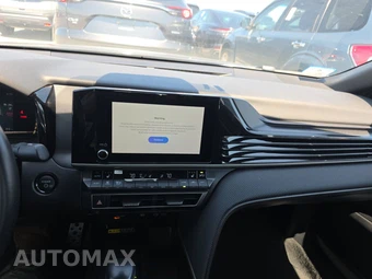 2025 Toyota Camry SE - miniatura 17