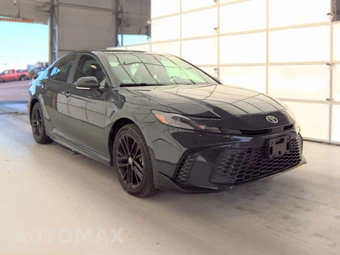 2025 Toyota Camry SE - miniatura 4