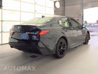 2025 Toyota Camry SE - miniatura 5
