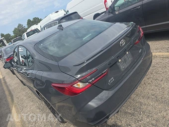 2025 Toyota Camry SE - miniatura 6