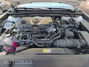 2025 Toyota Camry SE - miniatura 16