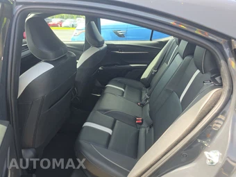 2025 Toyota Camry SE - miniatura 19