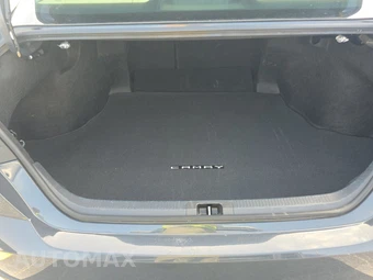 2025 Toyota Camry SE - miniatura 23