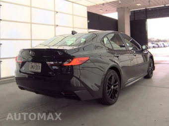 2025 Toyota Camry SE - miniatura 5