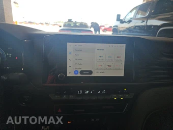 2025 Toyota Camry SE - miniatura 11