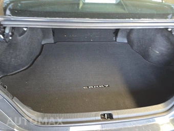2025 Toyota Camry SE - miniatura 17