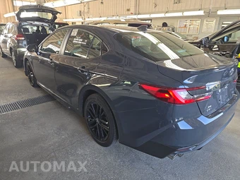 2025 Toyota Camry SE - miniatura 6