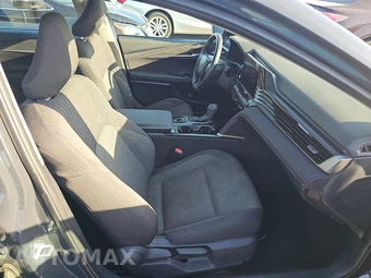 2025 Toyota Camry SE - miniatura 14
