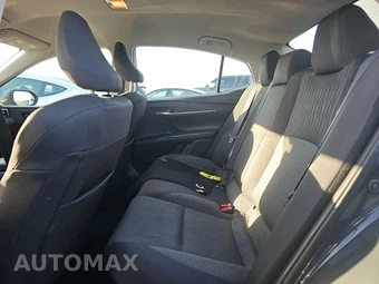 2025 Toyota Camry SE - miniatura 19