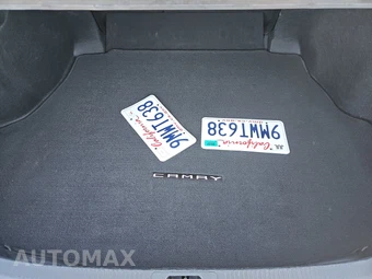 2025 Toyota Camry SE - miniatura 23