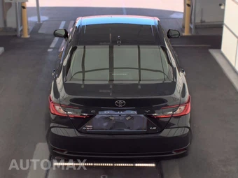 2025 Toyota Camry SE - miniatura 6