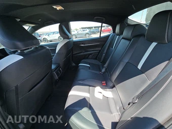 2025 Toyota Camry SE - miniatura 19