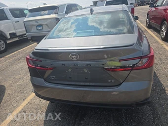 2025 Toyota Camry SE - miniatura 5