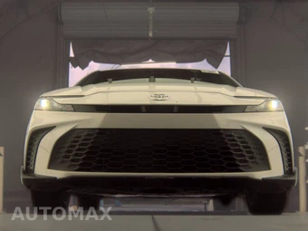 2025 Toyota Camry SE - miniatura 3